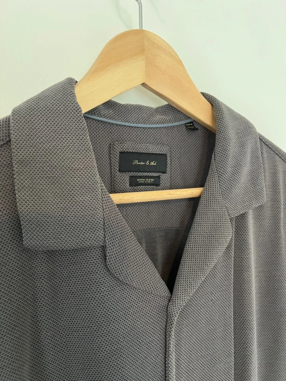 Porter & Ash Short-Sleeve Button-Down Shirt - Picture 3 of 8